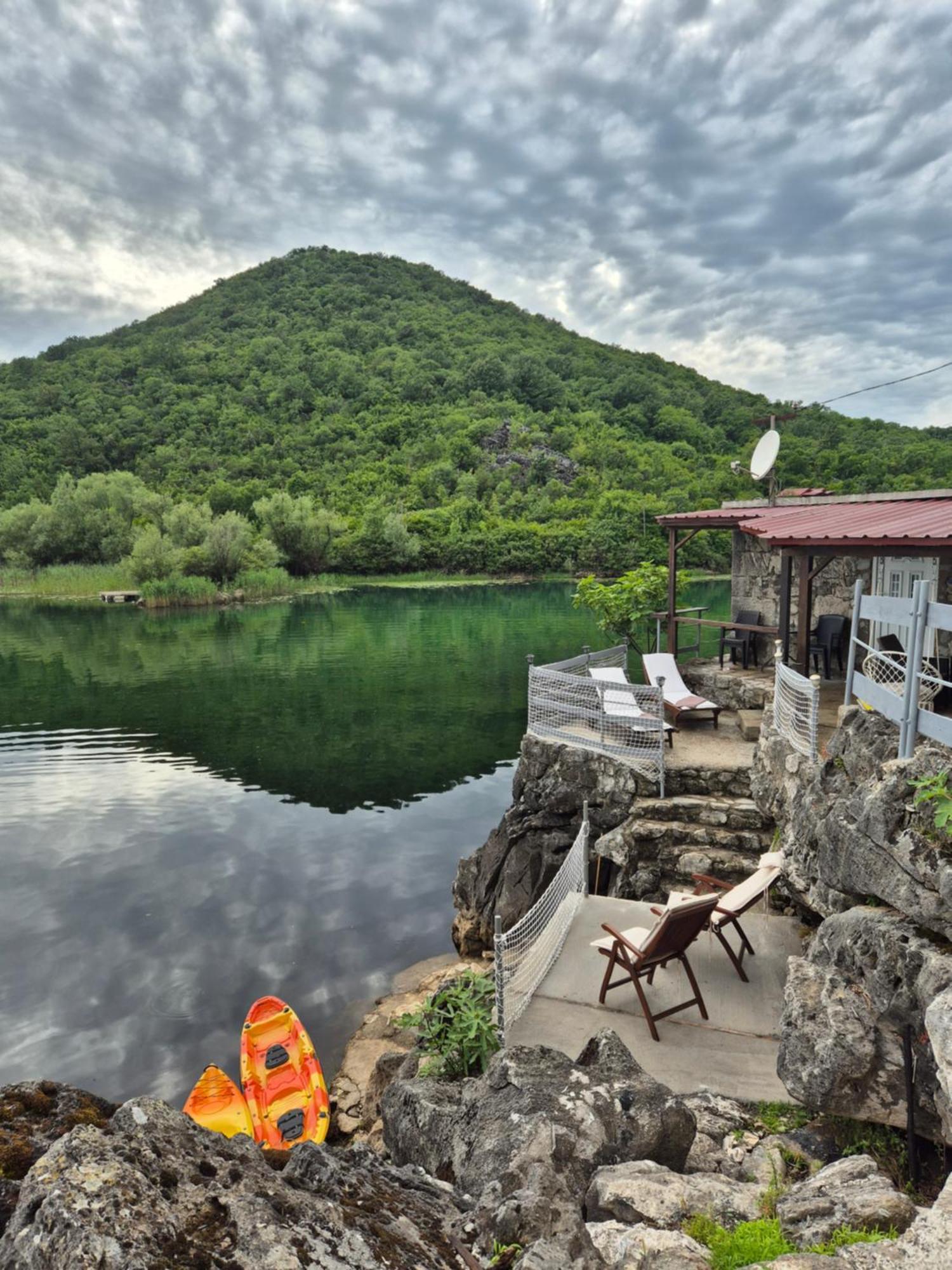 Old House, Skadar Lake Cetinje Eksteriør billede